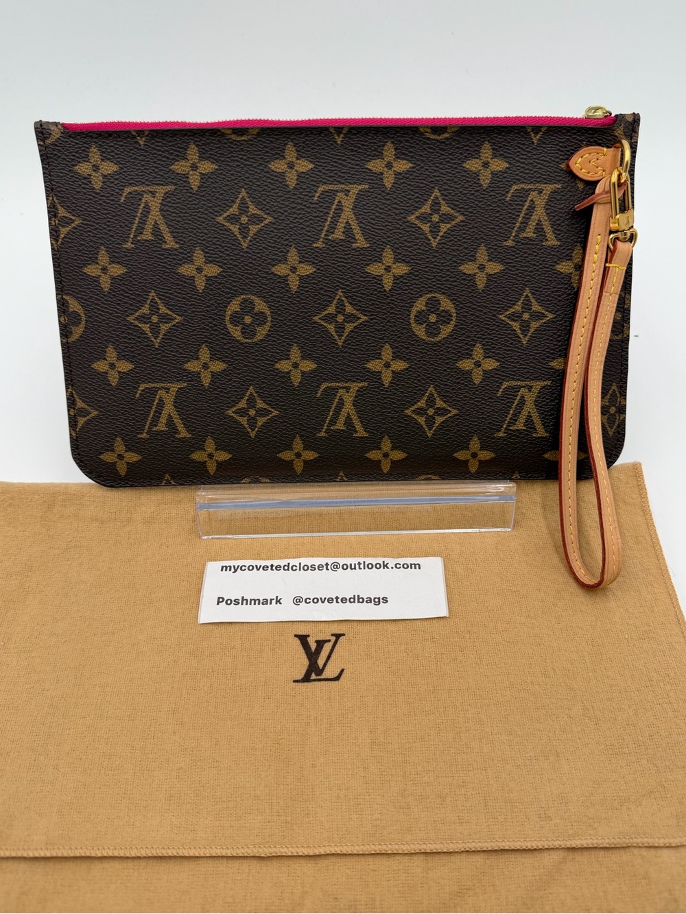 Louis Vuitton Neverfull MM Monogram Pouch with Pink  w/Dust Bag and Entrupy COA